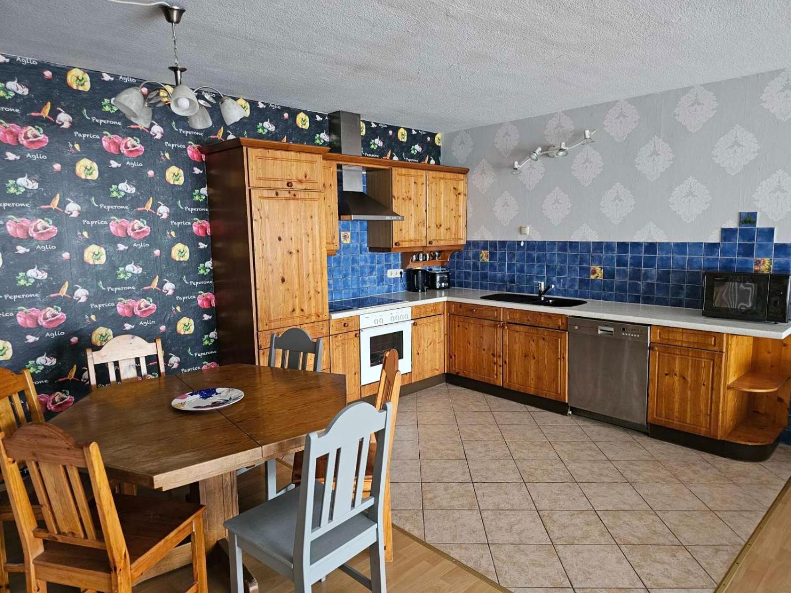 Kompfort Business Apartment Вертгейм Экстерьер фото